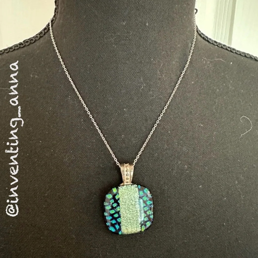 PENDANT ~ Women’s square blue, green, w/ silver tones statement piece pendant.